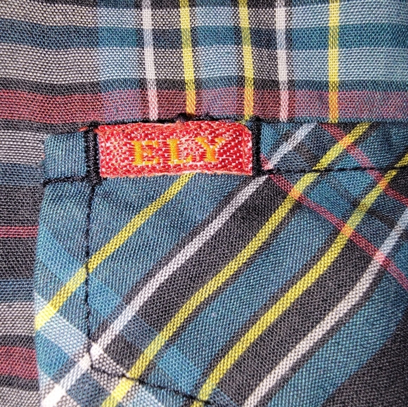 Ely Plains Green and Black Pearl Snap Casual Button Down Shirt - Picture 2 of 8